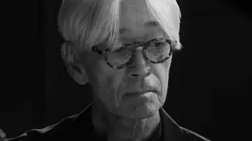 Backdrop to the movie "Ryuichi Sakamoto | Opus" #198041